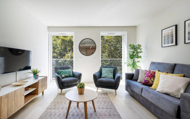 Modern & Stylish Apartment in Av. da Liberdade by LovelyStay
