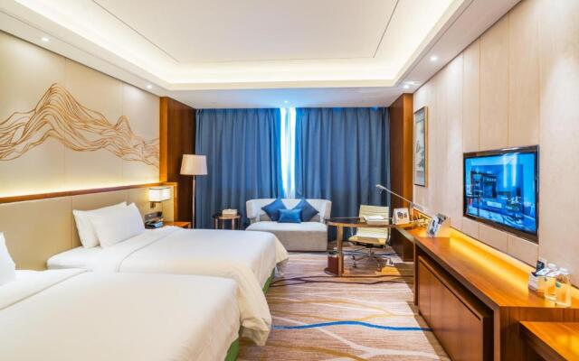 Jingling Shihu Garden Hotel