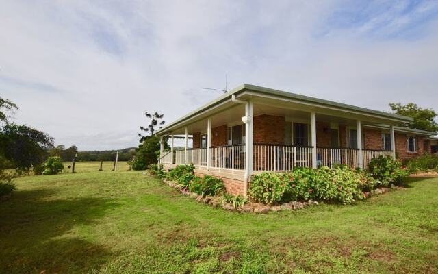 Country Breeze Farm Stay