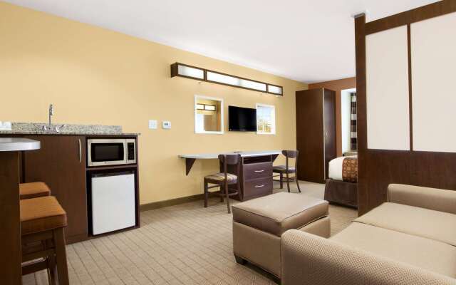 Microtel Inn & Suites by Wyndham Shelbyville