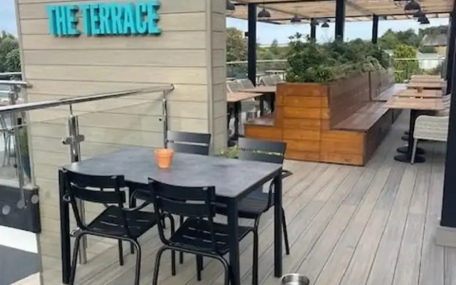 Luxury Caravan sea Views Sleep 6 Free Wifi