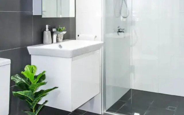 Beautifully Furnished Inner-city Pad