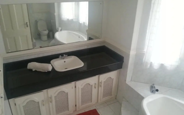 The Crescent Guesthouse