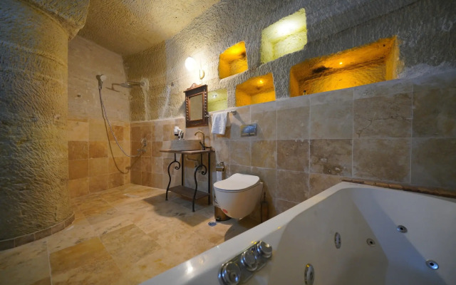Travel Inn Cave Hotel