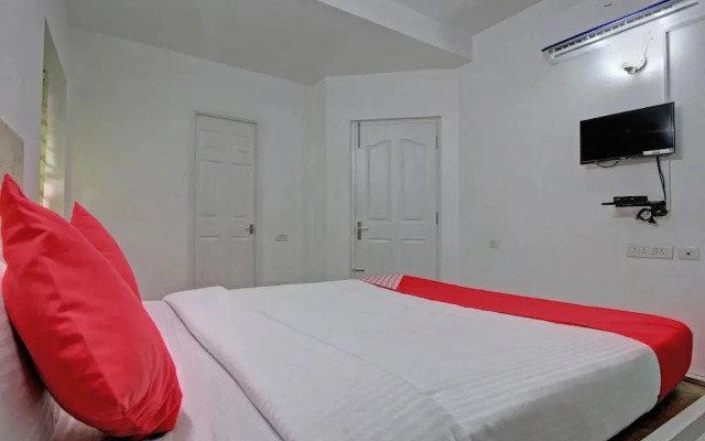 Sri Sharu Enclave By OYO Rooms