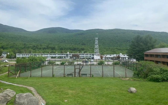 Indian Head Resort