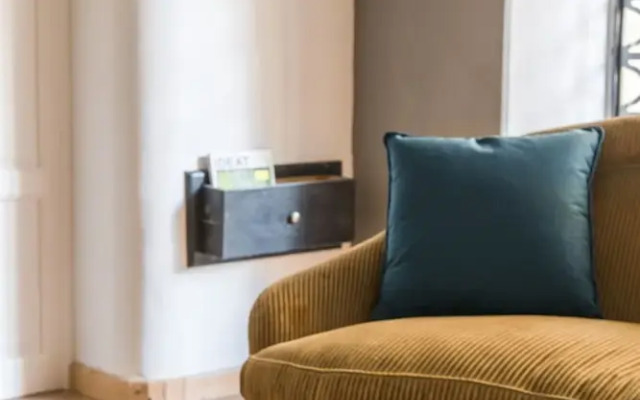 Vintage Style Apartment near Roma