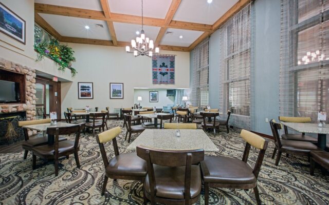 White Pine Lodge