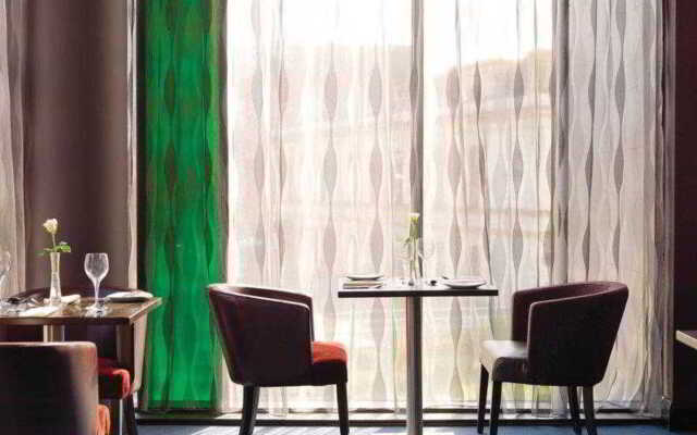 Clayton Hotel Cardiff