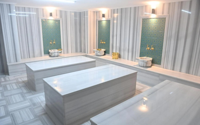 Silivri Safir Hotel & Resort Beach And Restaurant
