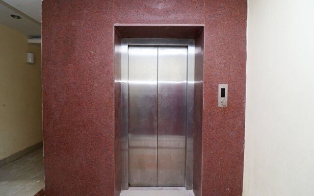 Oyo 18409 Hotel Sun City