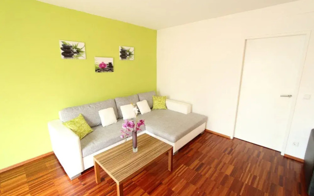 Royal Living Apartments