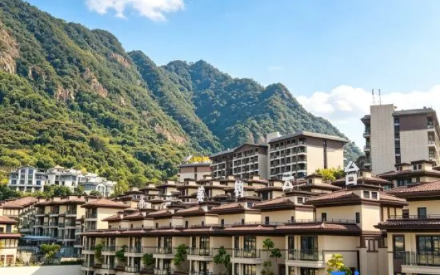 Sanying Cloud Water Mountain Spa Resort Villa – Outside – Guangzhou