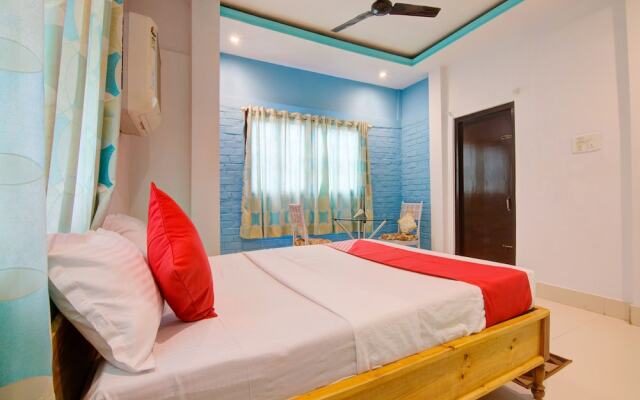 OYO 13542 Urban House