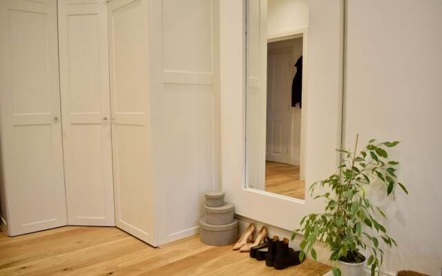 Bright 1 Bedroom Apartment in Wimbledon Park