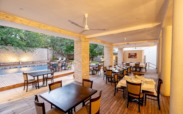 Nkosi Guest Lodge