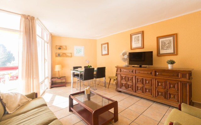 Apartamento Córcega Ref. 1065  by Iberplaya