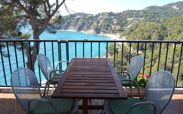 Les Terrasses De Cala Llevado 01