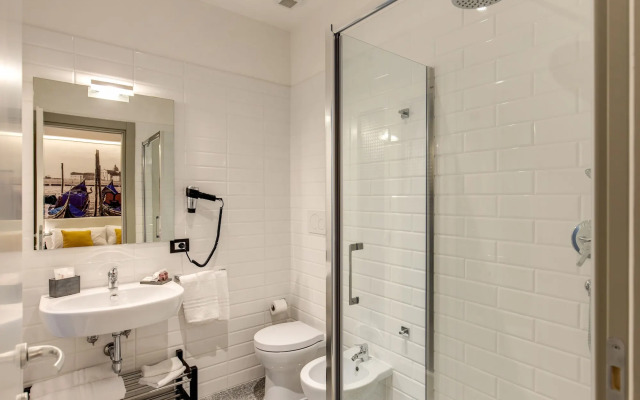 Grand Tour Rome Suites - Liberty Collection