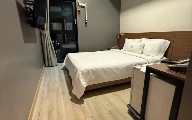 Samcheok NS Hostel & Motel