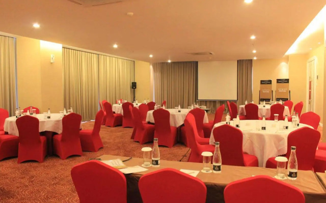 Grand Savero Hotel