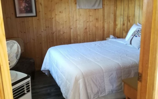 Knotty Pine Cottages