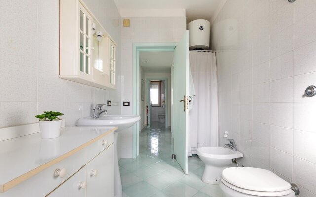 2143 Villa Corsarina