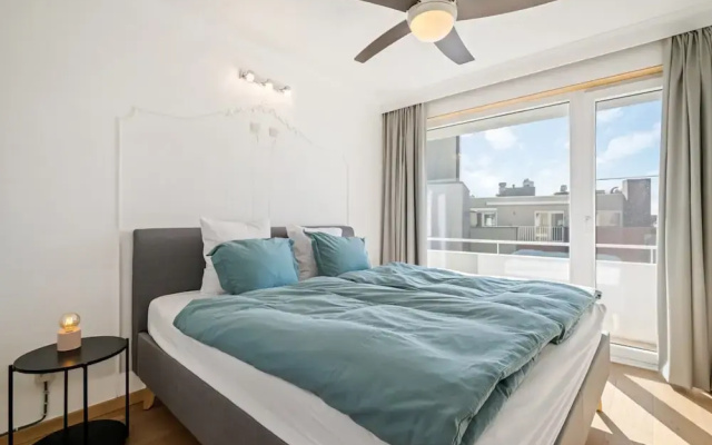 Flat by the Seaside With Stunning Ocean Views
