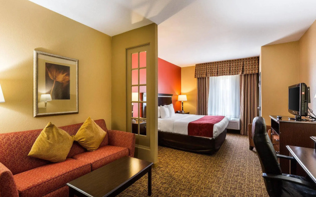 Spark by Hilton Pearland
