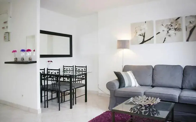 Montmartre Panoramic Apartment only 50m from the Sacre-Coeur Basilica