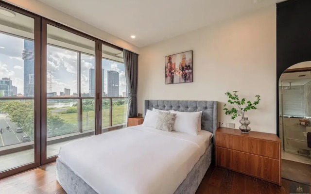 Metropole Residences Luxury Suite