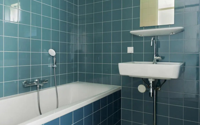 Bungalow in Friesland With Private Spa & Sloop