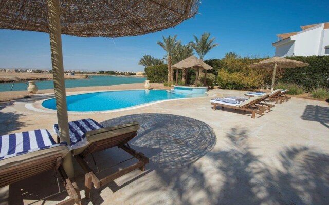 Charming Villa in El Gouna with Pool