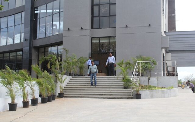 Grand Tamanna Hotel Hinjawadi Pune