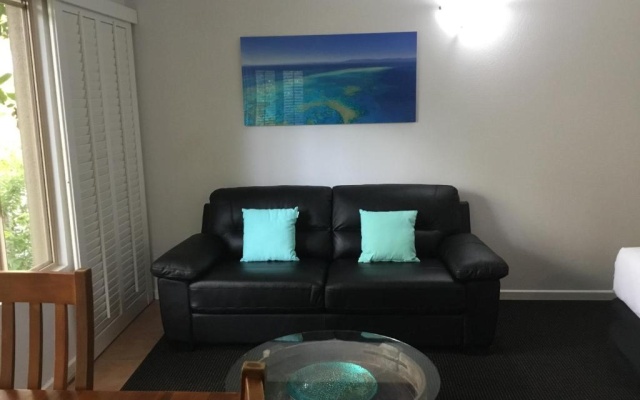 Sonia's At Ramada Resort Free Wifi & Netflix – Guest Rooms – Port Douglas