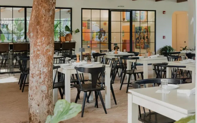 Sendero Hotel