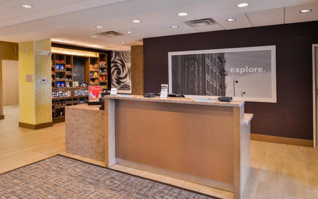 Hampton Inn & Suites St. Paul Oakdale/Woodbury