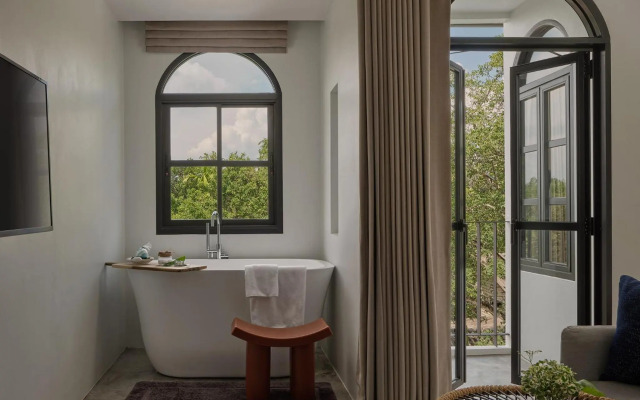 The Motifs Eco Hotel