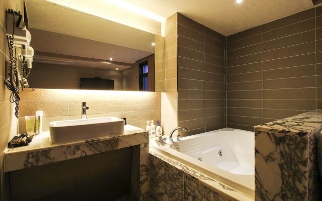 Haeundae Yeoubi Hotel