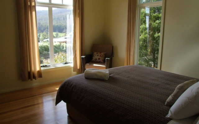 Bruny Island Escapes and Hotel Bruny