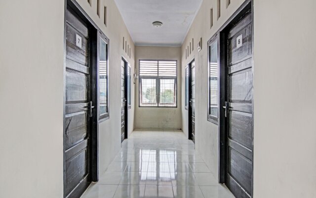 Hotel O Homestay Dinda Syariah Near Masjid Al Amin