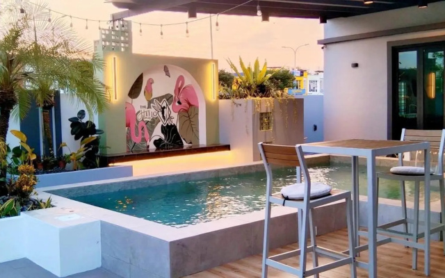 D'Ambiience Private Pool & Garden Residence