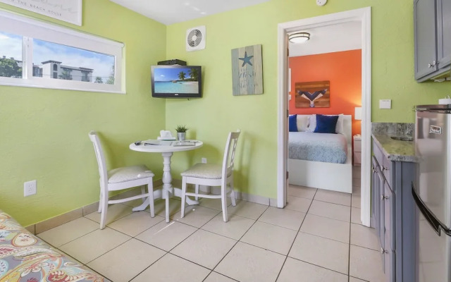 Beach House Hotel