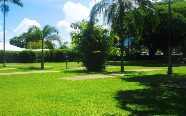 First City Caravilla