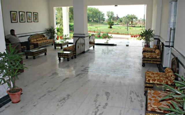 Shiva Oasis Resort