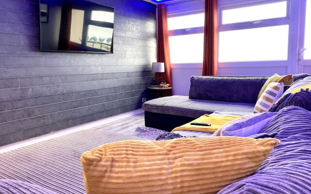 Kennedy House - Beachfront