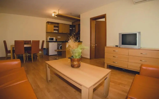 GT Riviera Fort Beach Apartments