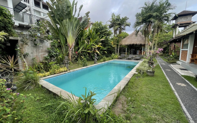 Taman Lituhayu Cottages