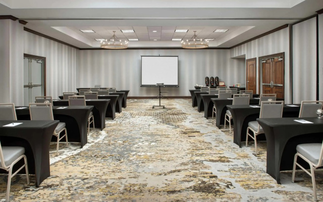 Embassy Suites by Hilton Dulles North Loudoun