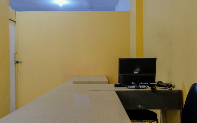 OYO 1293 Dei Residence Arjosari